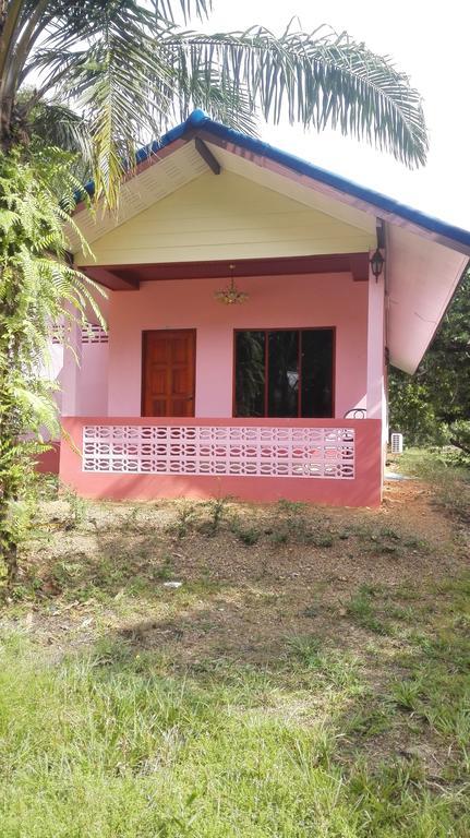 Cashew Nut Bungalows Hotel Ao Nang Eksteriør billede