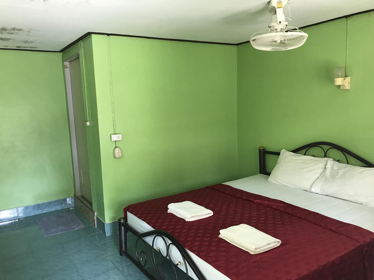 Cashew Nut Bungalows Hotel Ao Nang Eksteriør billede
