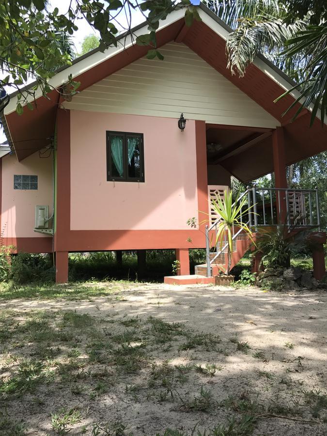 Cashew Nut Bungalows Hotel Ao Nang Eksteriør billede
